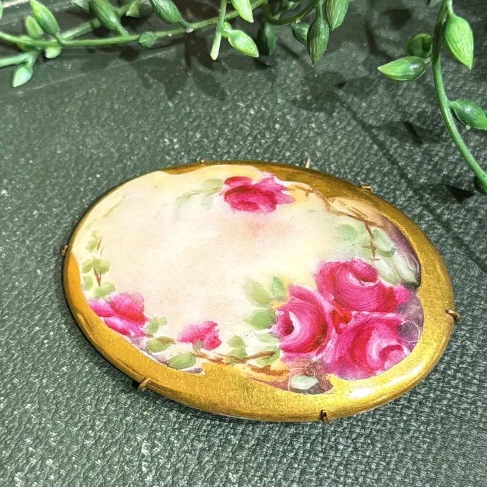 Vintage Floral Brooch with Gold Trim